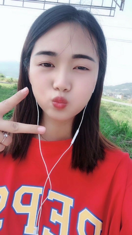 深拥必定温暖的第一张照片--南宁相亲服务中心