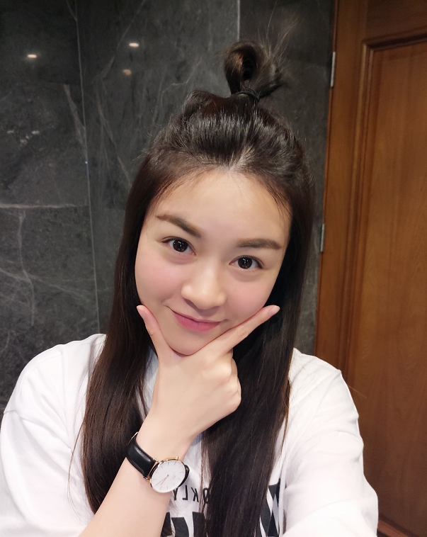 苹果味的第一张照片--南宁相亲服务中心