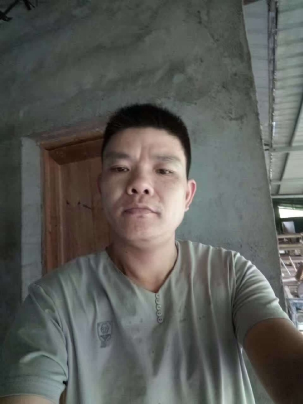 寻找幸福的第一张照片--南宁相亲服务中心