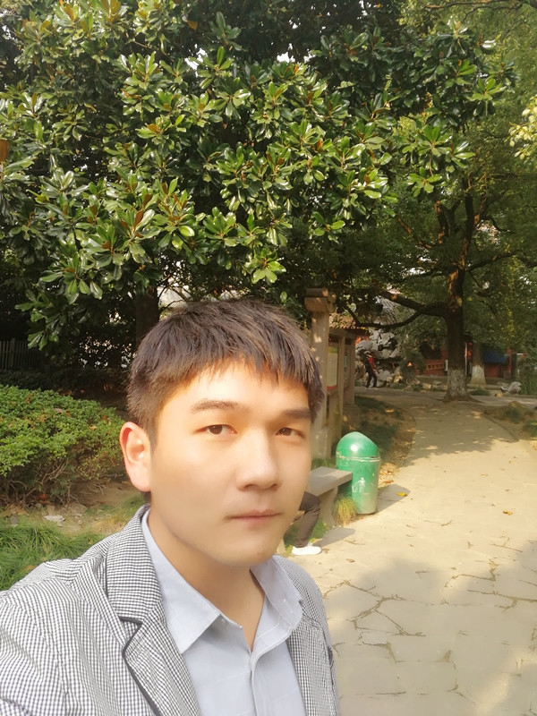 暂时的第一张照片--南宁相亲服务中心