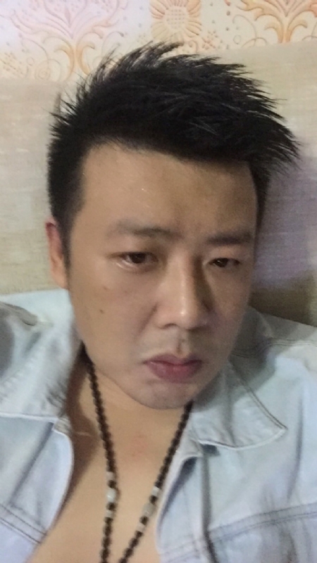 沐浴阳光的第一张照片--南宁相亲服务中心