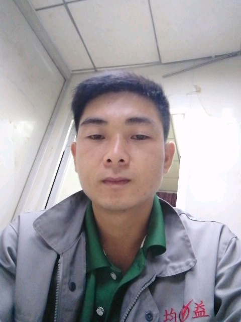 枫叶的第一张照片--南宁相亲服务中心