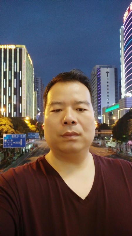 相爱一辈子的第一张照片--南宁相亲服务中心