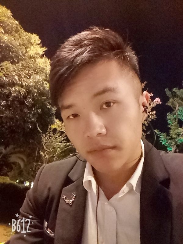 只求一陪伴的第一张照片--南宁相亲服务中心