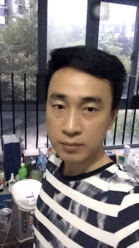 不期而遇的第一张照片--南宁相亲服务中心