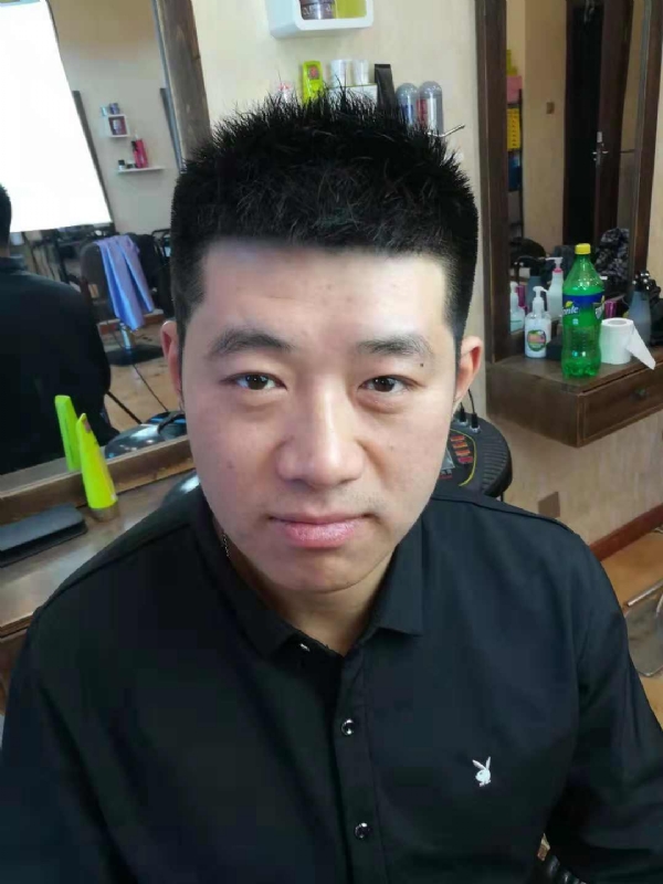 丹东风雨的第一张照片--南宁相亲服务中心