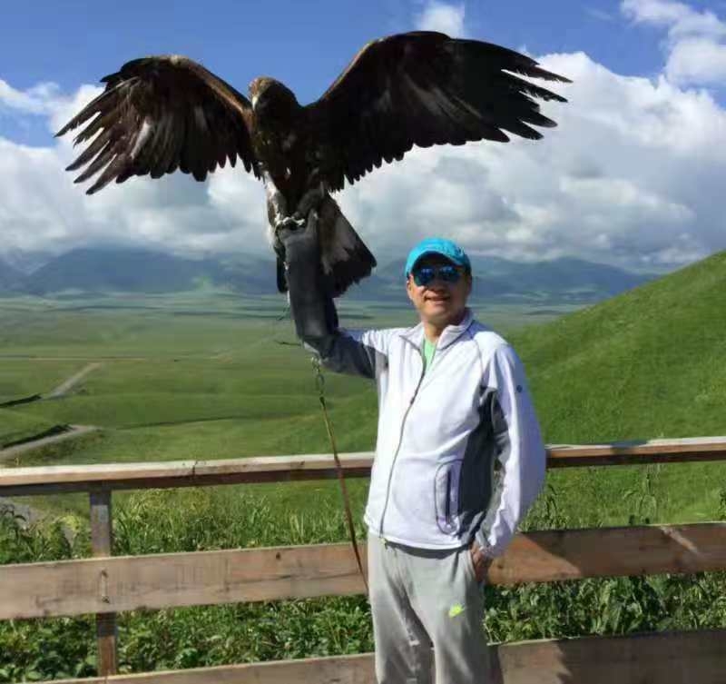 怀抱清风的第一张照片--南宁相亲服务中心