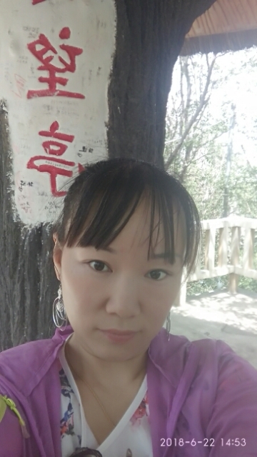 春天里的蒲谷英的第一张照片--南宁相亲服务中心