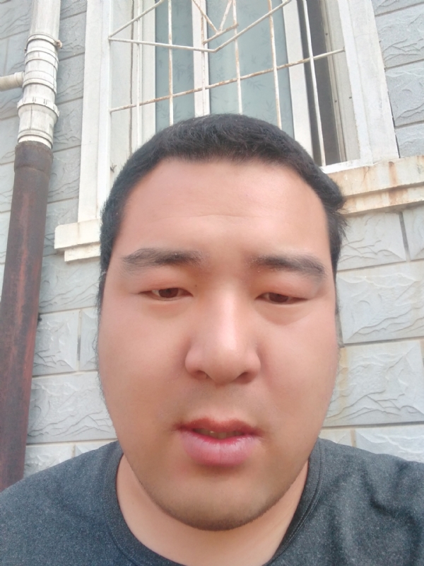 一羽垂天的第四张照片--南宁相亲服务中心