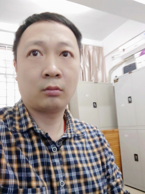 羽飞飞雪的第一张照片--南宁相亲服务中心