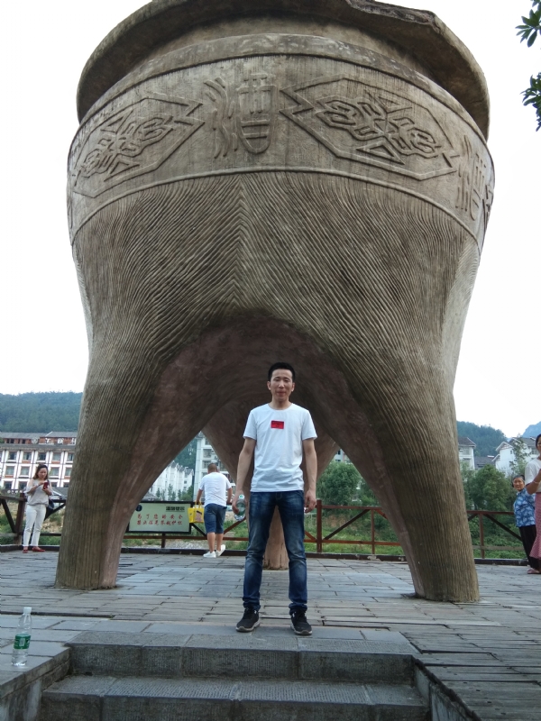 致青春的第一张照片--南宁相亲服务中心