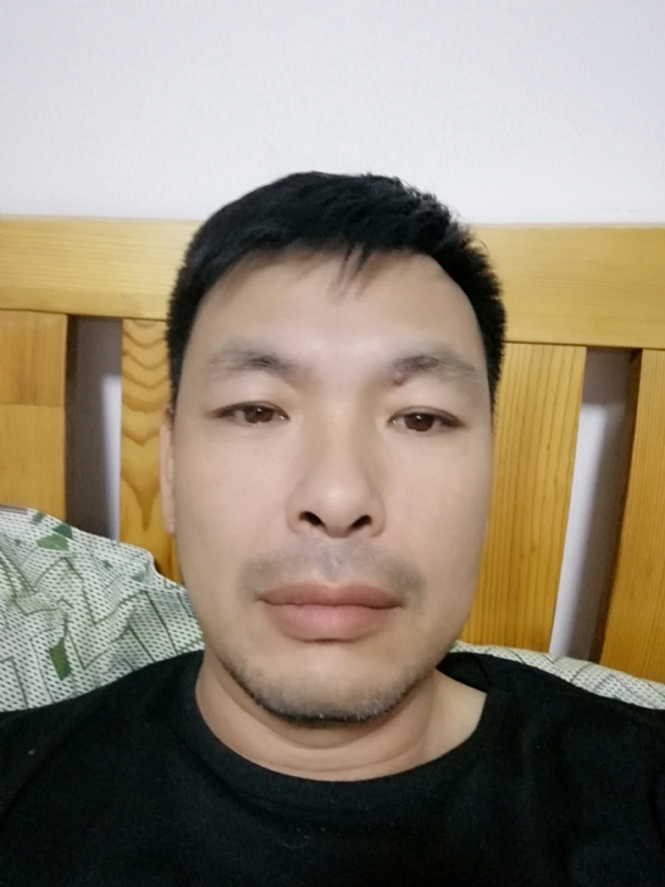 不爱当牛的第一张照片--南宁相亲服务中心