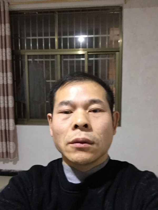 徐徐清风的第一张照片--南宁相亲服务中心