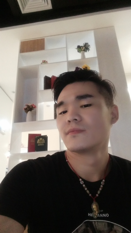 涵博随缘的第一张照片--南宁相亲服务中心