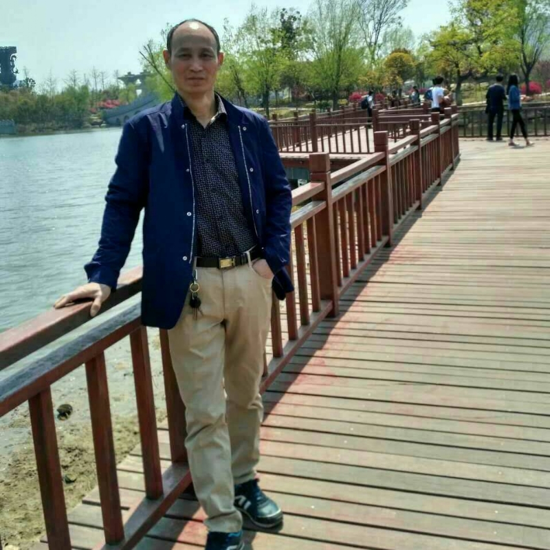 大随帅哥的第一张照片--南宁相亲服务中心