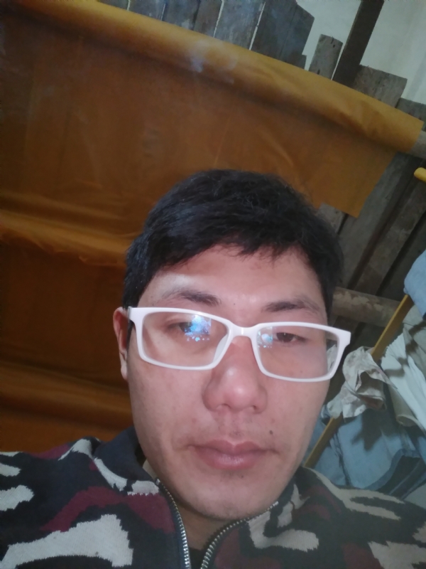 木心的第一张照片--南宁相亲服务中心