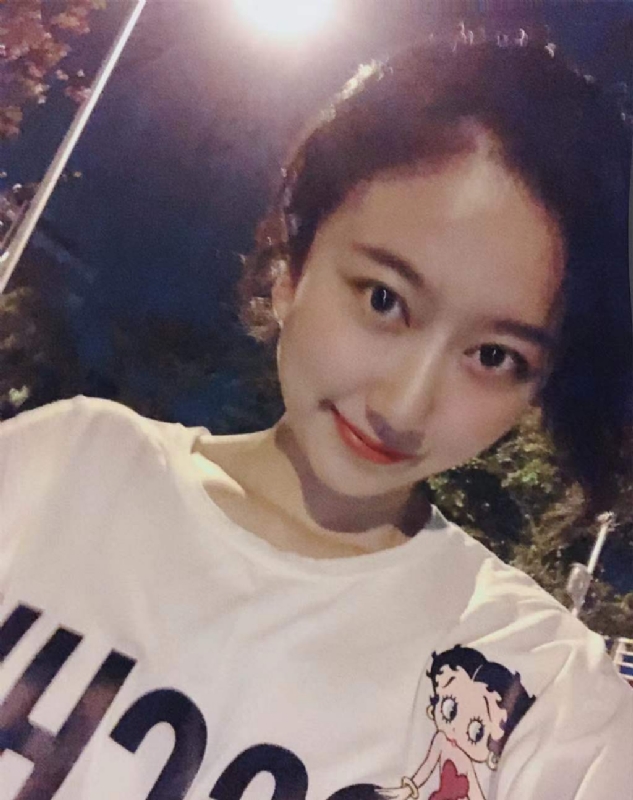 佳佳的第一张照片--南宁相亲服务中心