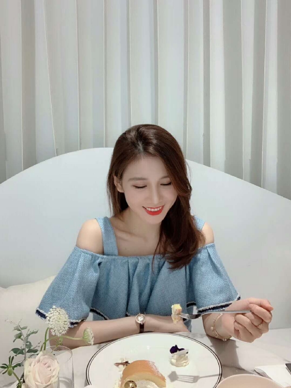 Emily的第三张照片--南宁相亲服务中心