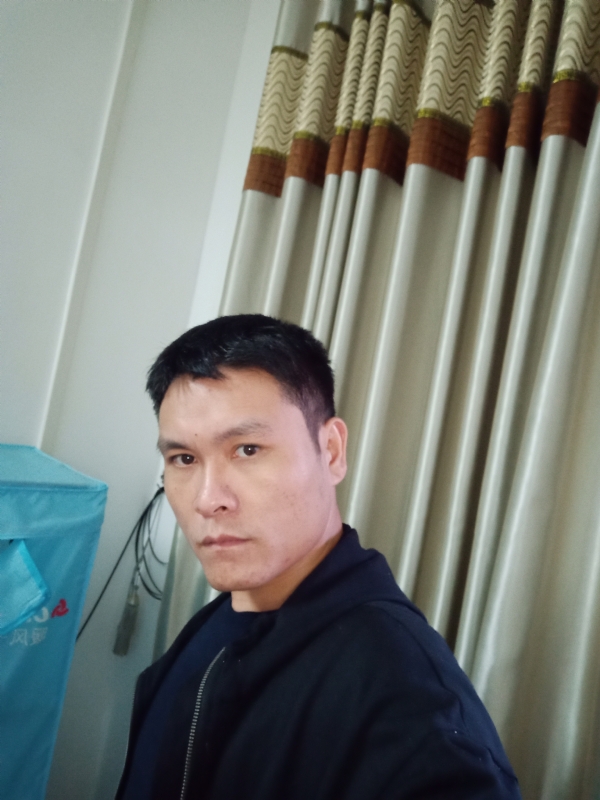 心如止水的第一张照片--南宁相亲服务中心