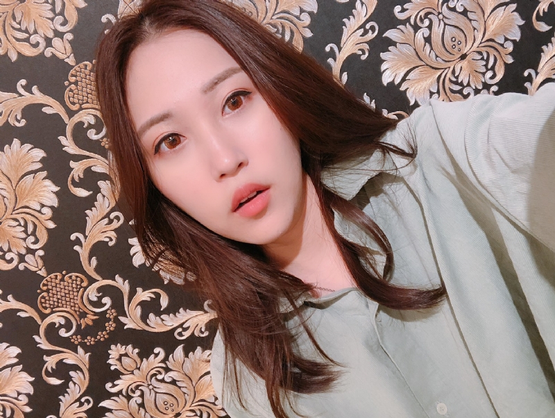 張婕兒的第一张照片--南宁相亲服务中心