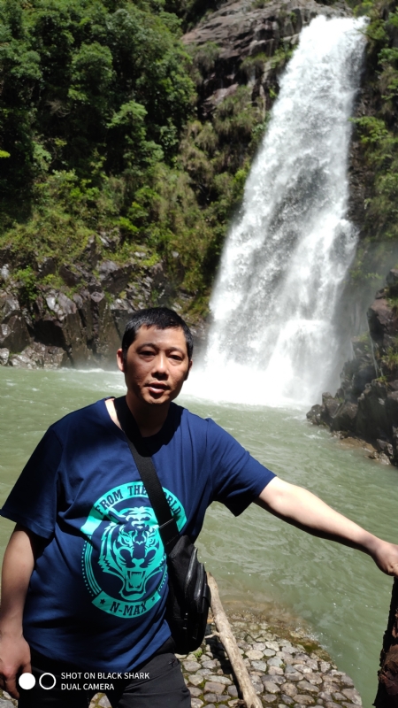 石头的第一张照片--南宁相亲服务中心