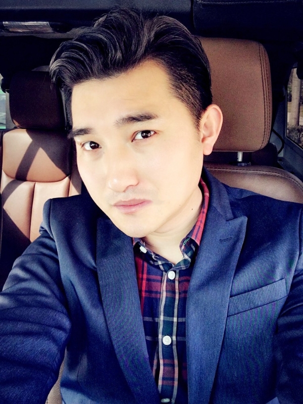 奋斗的第三张照片--南宁相亲服务中心