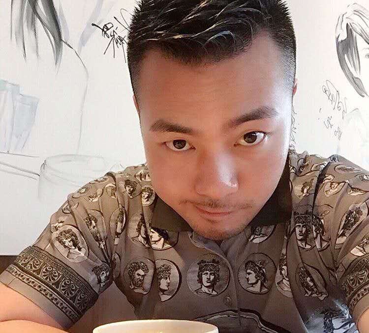 刘江平的第一张照片--南宁相亲服务中心