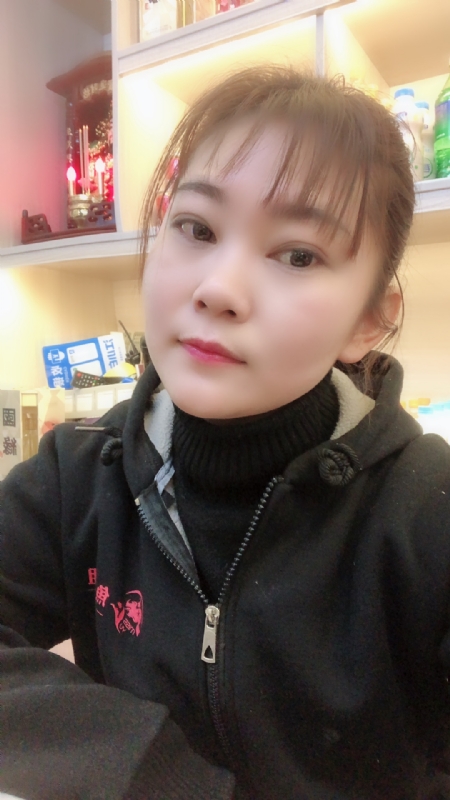 泡沫的第一张照片--南宁相亲服务中心