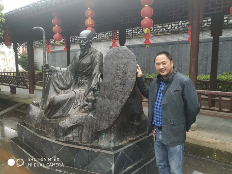 王鑫的第一张照片--南宁相亲服务中心