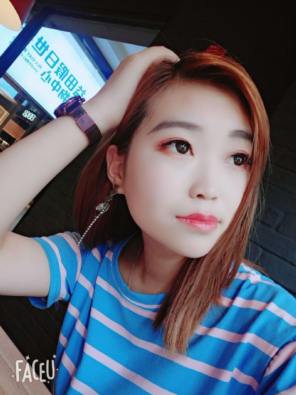 小脚的鹿的第一张照片--南宁相亲服务中心