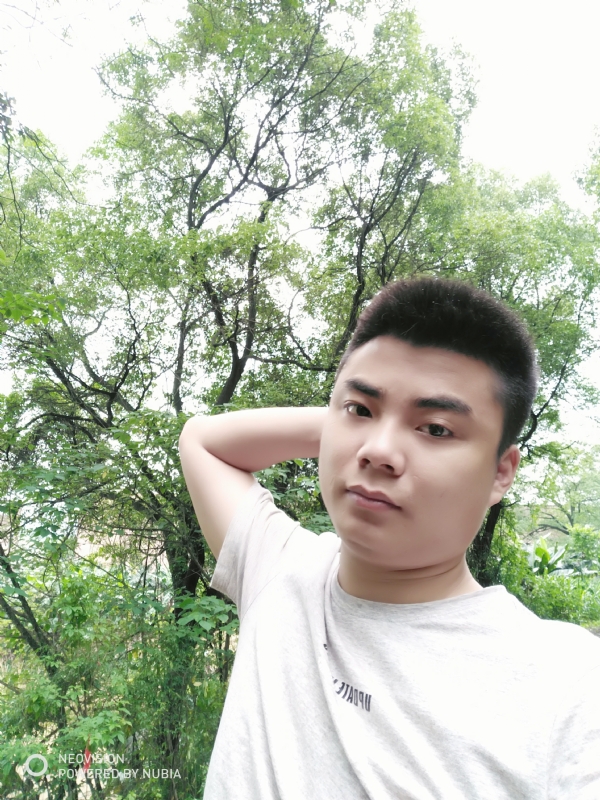 黄帅哥的第一张照片--南宁相亲服务中心