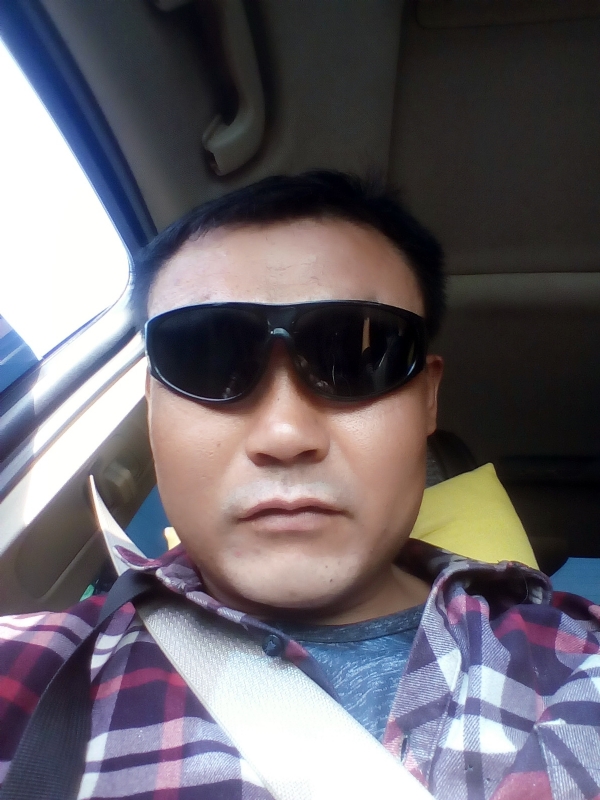 莱芜强哥的第一张照片--南宁相亲服务中心