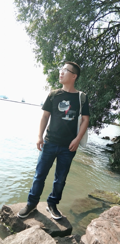 后来的我们的第一张照片--南宁相亲服务中心