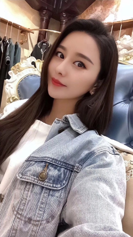 李珊珊的第一张照片--南宁相亲服务中心