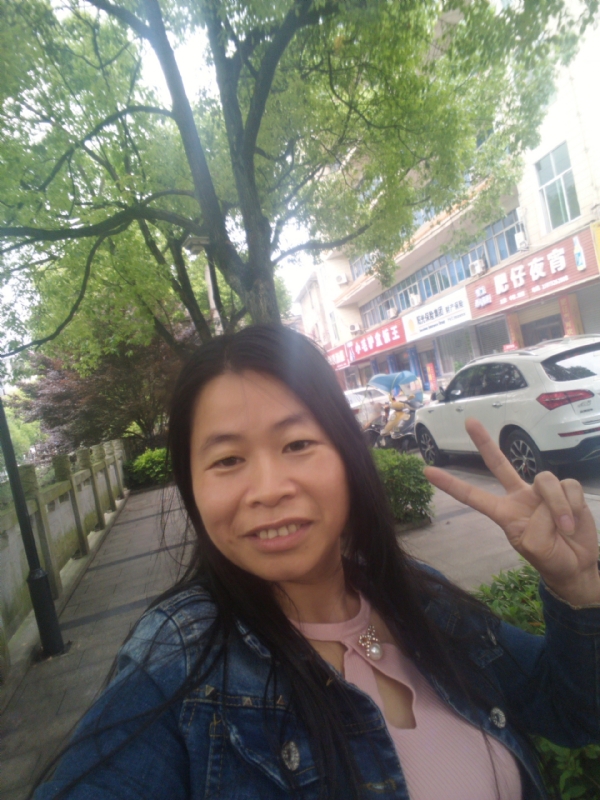 平凡的第一张照片--南宁相亲服务中心