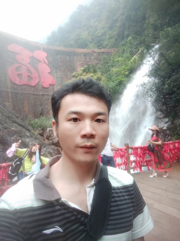 珊珊您是珊无无无妻的第一张照片--南宁相亲服务中心