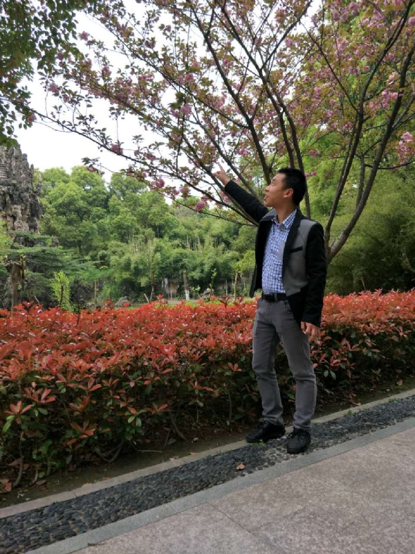 坦诚的第一张照片--南宁相亲服务中心