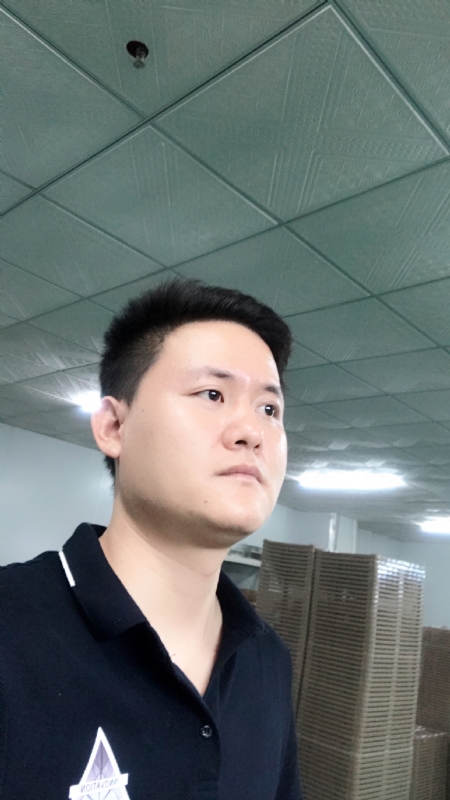 伟的第一张照片--南宁相亲服务中心