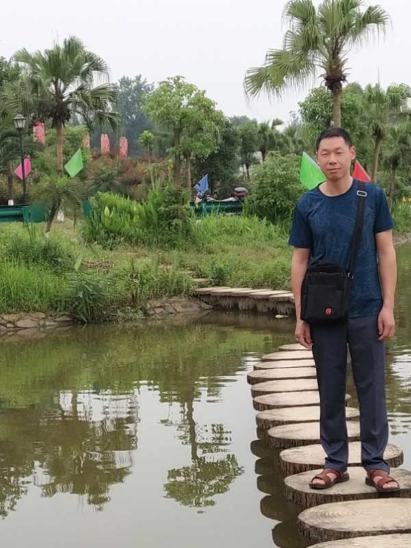 星星知我心的第一张照片--南宁相亲服务中心