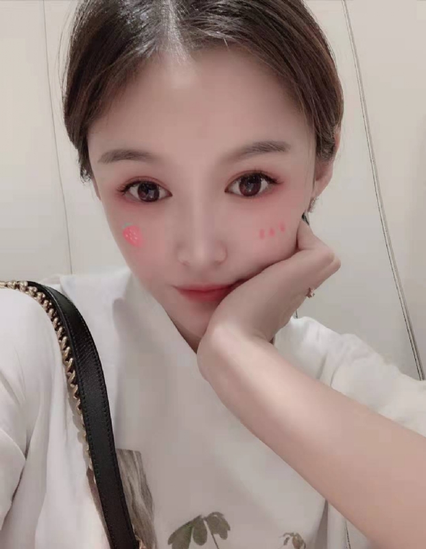 fei菲儿的第一张照片--南宁相亲服务中心