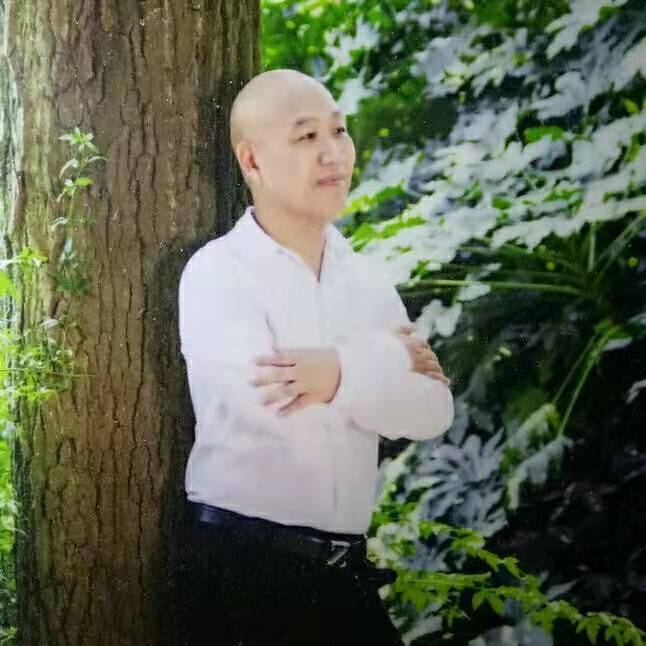 郑鑫牵手的第一张照片--南宁相亲服务中心