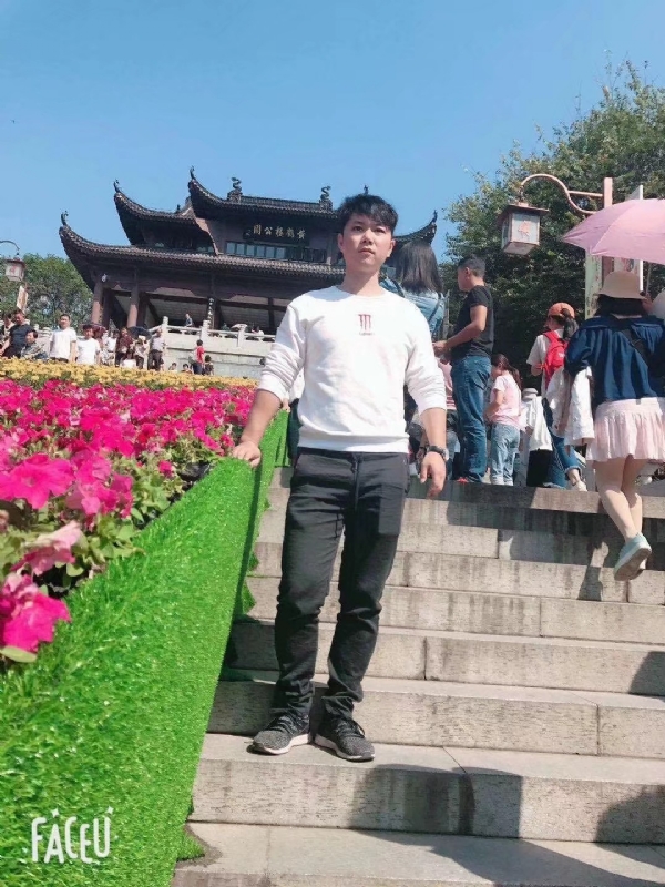 坦然的第二张照片--南宁相亲服务中心