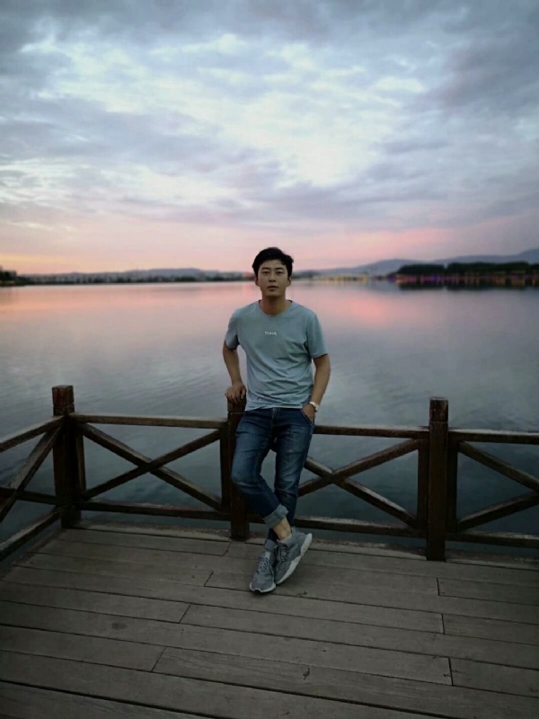 喂南墙我要撞你了的第一张照片--南宁相亲服务中心