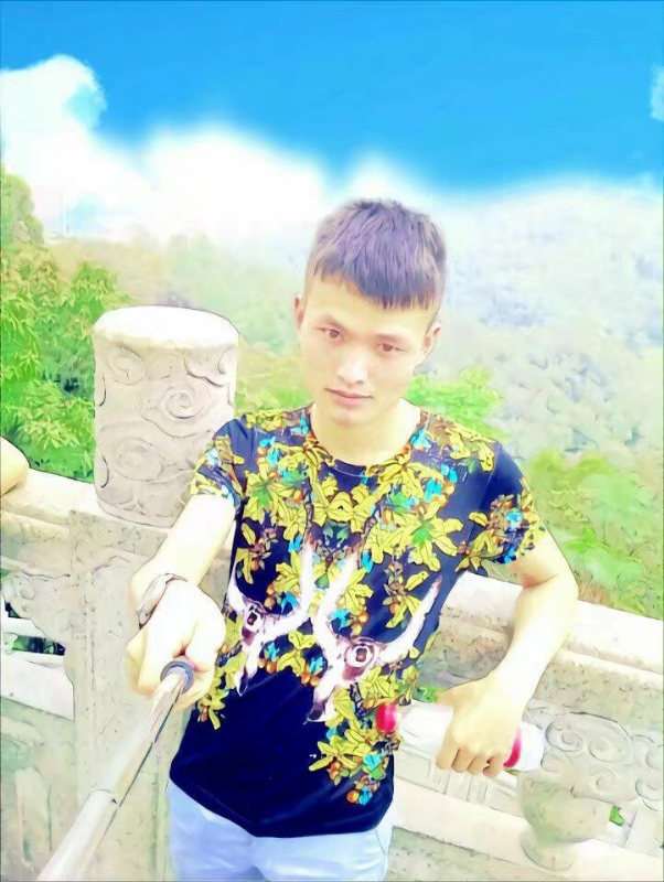 孤独王者元首的第一张照片--南宁相亲服务中心