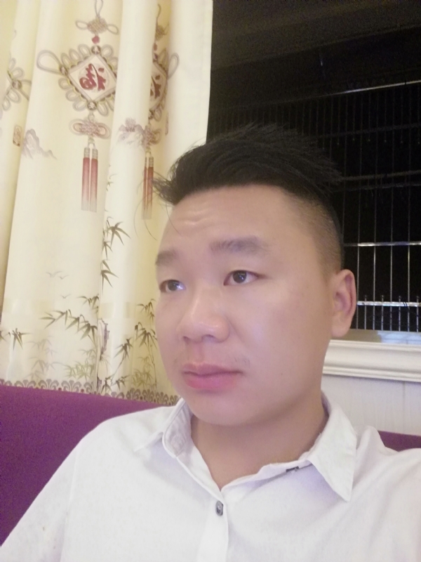 王梓林的第一张照片--南宁相亲服务中心