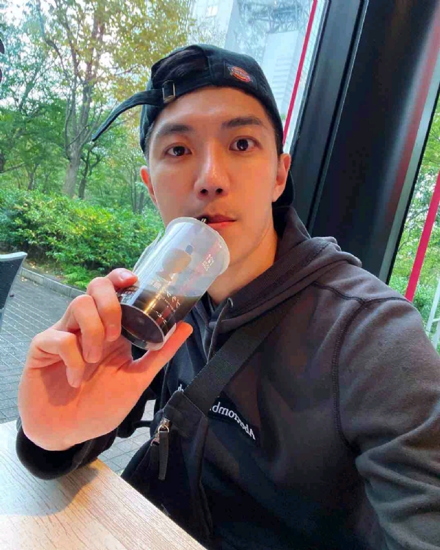 苏天奇的第一张照片--南宁相亲服务中心