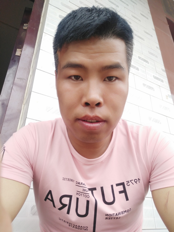 守护爱情的第一张照片--南宁相亲服务中心