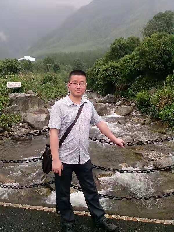 淡定牛魔王的第三张照片--南宁相亲服务中心