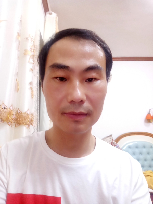 光明的第一张照片--南宁相亲服务中心