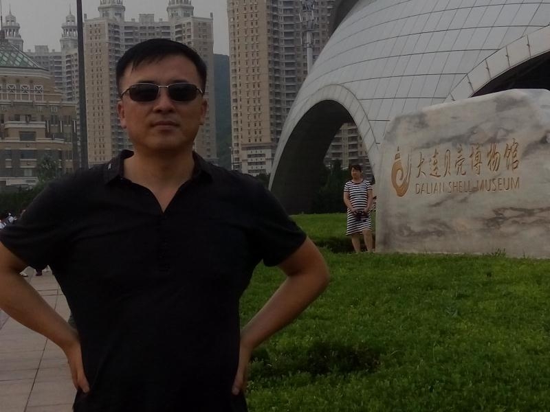 豁达的第一张照片--南宁相亲服务中心